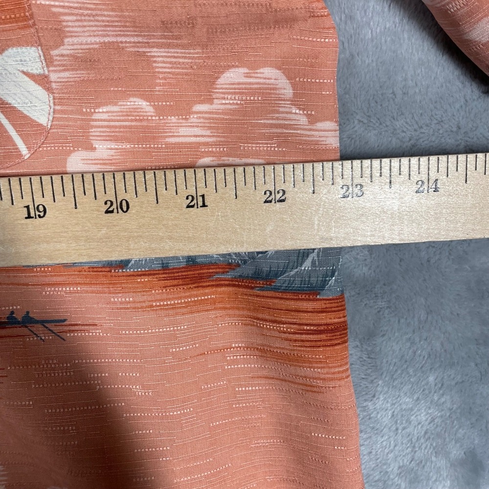 Tommy Bahama Mens Silk Hawaiian Shirt Coral Palm Tree Mountain Scene Button Up M - Picture 7 of 8